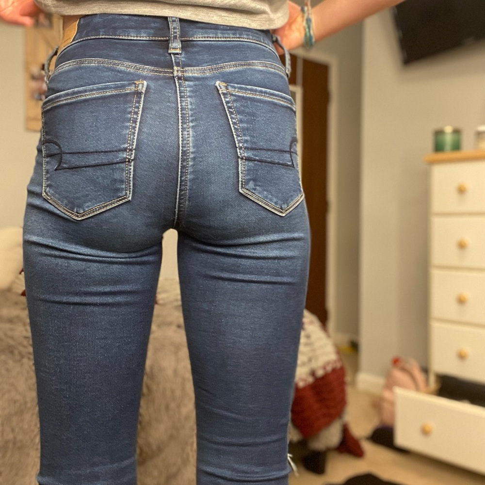 Cute Ripped Jeans from AE - Picture 2 of 3